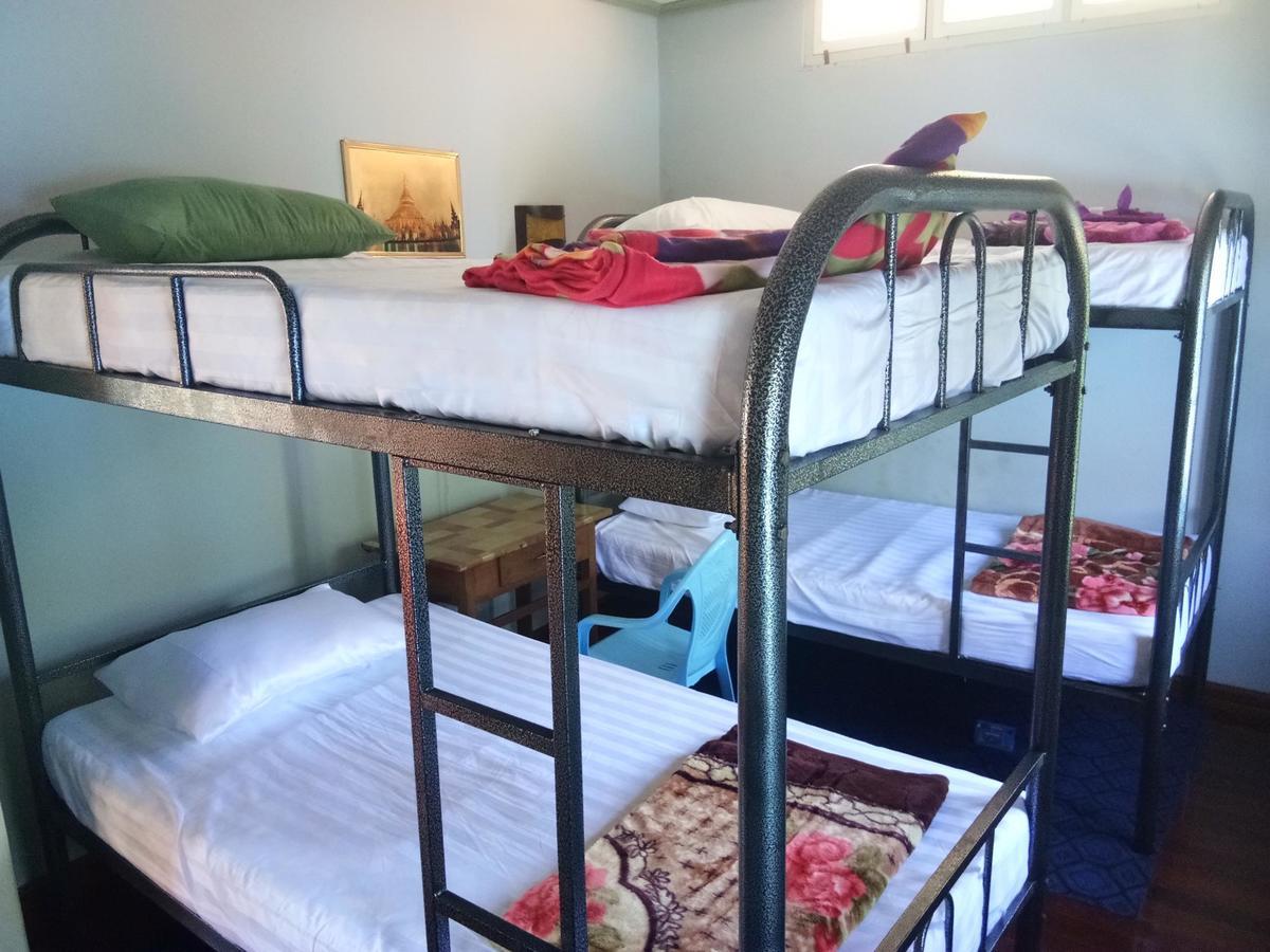 Lux Pillow Hostel Nyaung-U Exteriör bild