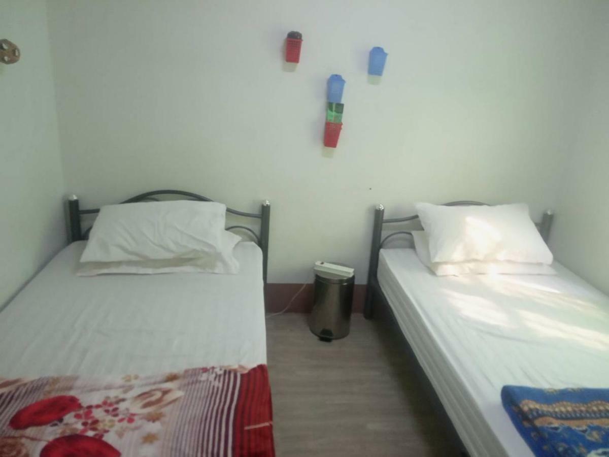 Lux Pillow Hostel Nyaung-U Exteriör bild